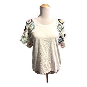 Entro Granny Sqaure Crochet Sleeve Top